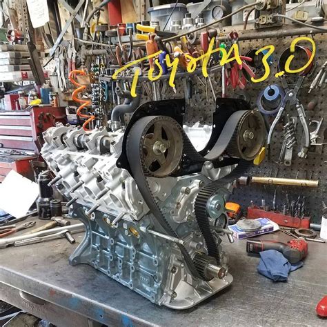 Toyota 30 3vzfe Engine Rebuild Just Finishing Up Assembly Engine