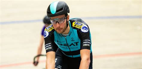 He rode in the men's team pursuit at the 2016 uci track cycling world championships. Havik en Van Schip op koers voor de Olympische Spelen: duo ...