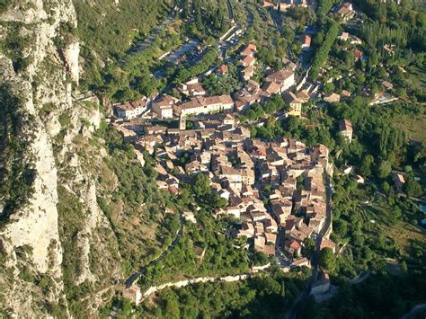 N°2 Moustiers Sainte Marie Alpes De Haute Provence Village De
