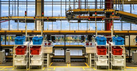 Przez 5 lat obecności w naszym kraju, amazon. Amazon otwiera ultranowoczesne centrum logistyczne w Gliwicach - Logistics Manager