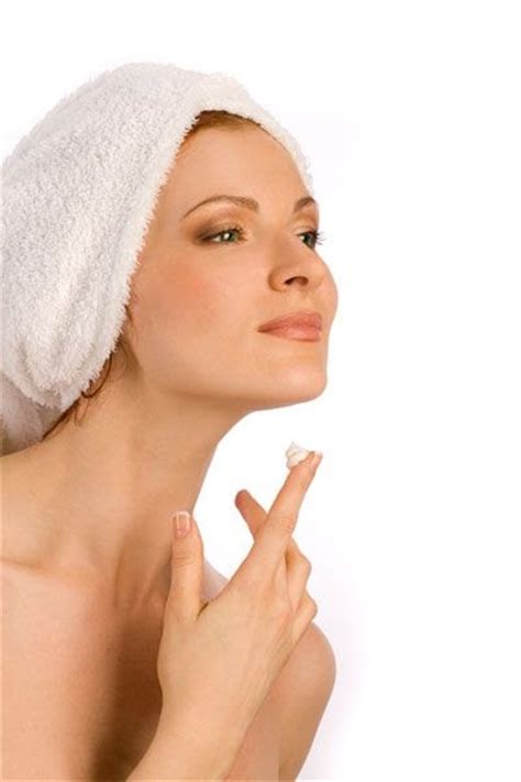 Health Dairy: How to Choose Best Skin Care Products For Women?