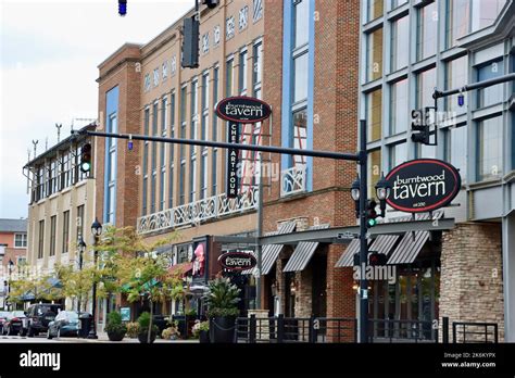 Burntwood Tavern En Crocker Park En Westlake Ohio Fotografía De Stock