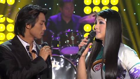 Gia đình cô có ba, mẹ và em gái kristine sa. Dan Nguyen & Tam Doan Pho Dem - YouTube