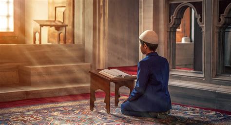 Annisa nurul hasanah 31 agustus 2018 22312. Bolehkah Baca Al-Quran Dengan Suara Kuat? - Kashoorga