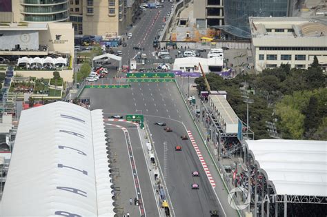 The baku city circuit is a racing circuit located around baku, the capital city of azerbaijan. Baku ontleed: Hoe de F1-teams een circuit met twee ...