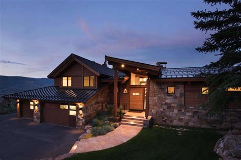 Elegant Mountain Contemporary Home In Colorado Radiates