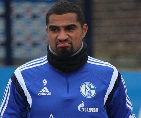 Coming through the youth system, boateng began his career at hertha bsc, before joining tottenham hotspur in england. Kevin-Prince Boateng Biography - Facts, Childhood, Family ...
