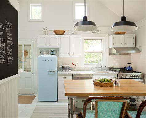 9 Simple Tips For A Small Kitchen