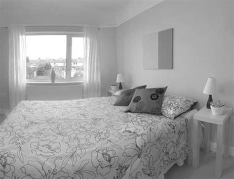 For those of us building in ho scale we find the designing of it is the hardest in a 10 x 10 room especially if. 10X10 Bedroom Makeover Ideas | Hunker