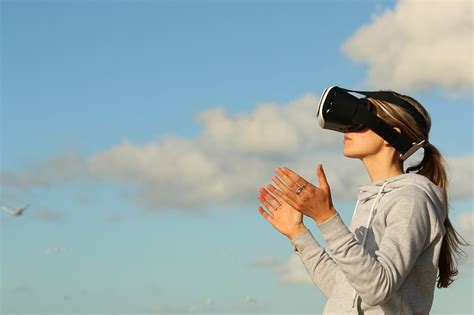 Positive And Negative Effects Of Virtual Reality Essay And Speech