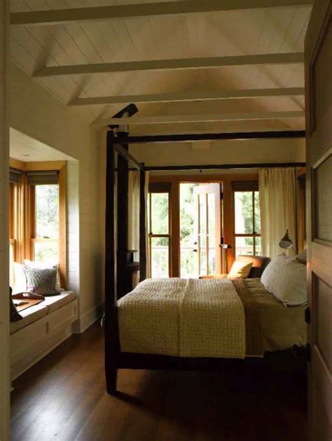 If you thought it wasn't possible to turn a small master bedroom into a while not having much floor space may feel constricting at first, look at it as a fun challenge for your inner interior designer. 30+ Small yet amazingly cozy master bedroom retreats