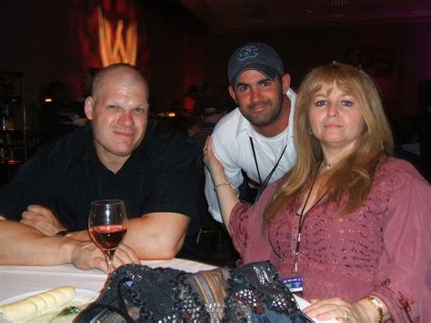 Personal life, parents & family WWE Superstar Kane (Glenn Jacobs) having dinner with his ...