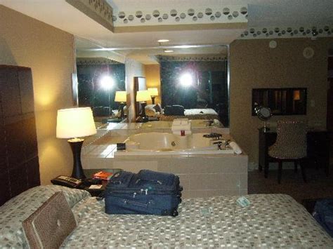 To view and book offers for borgata hotel casino & spa in atlantic city, click here. Inside Spa Suite - Picture of New York - New York Hotel ...