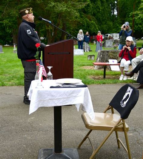 Edmonds Memorial Day Observance Remembers The Fallen And The Wounded My Edmonds News