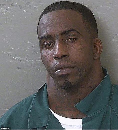 florida man who went viral for wide neck in mugshot arrested again on porn sex picture