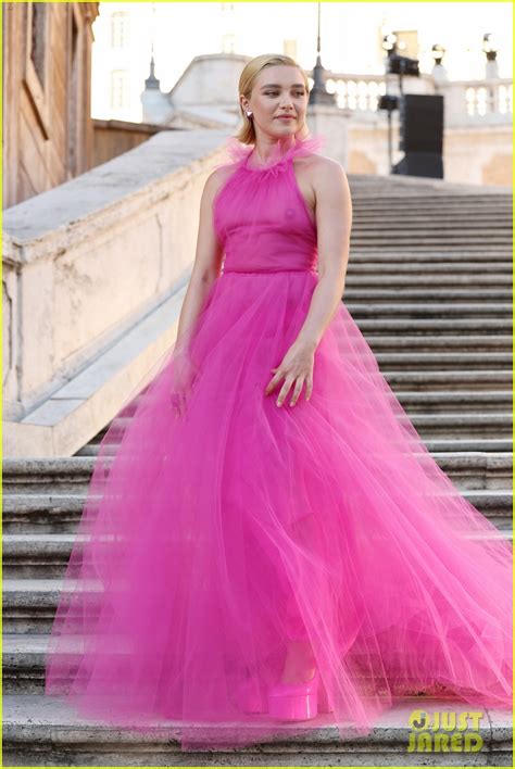 Florence Pugh Speaks Out On Her Viral Sheer Valentino Pink Dress Wwd