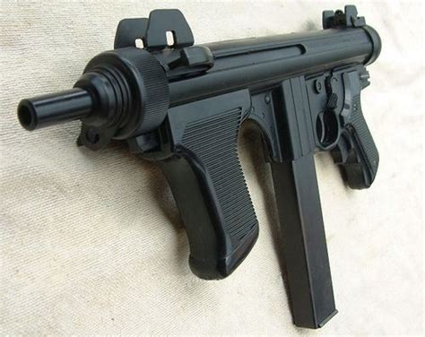 Beretta Submachine Gun