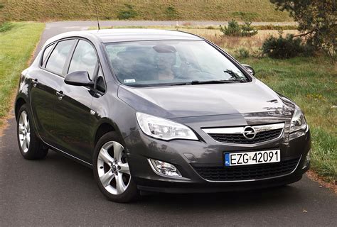 Opel Astra J 1248 Cm3 13 Cdti Ecoflex 2010 7481741001 Oficjalne