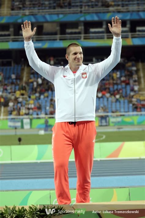 Jun 14, 2021 · lekkoatletyka. Rio 2016: Wojciech Nowicki z brązowym medalem olimpijskim ...