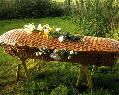 Alternative Funerals Natural Burials Humanist Ceremony Burial At Sea
