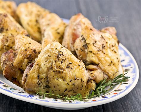 My tips for a truly juicy, oven baked chicken breast: Rosemary Thyme Baked Chicken | Roti n Rice