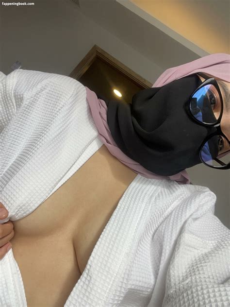 Hijab Camilla Hijabcamilla Nude OnlyFans Leaks The Fappening Photo FappeningBook