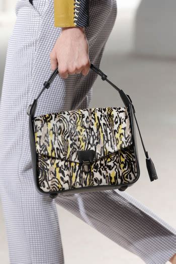 2014 spring summer handbag trends fashion trend seeker