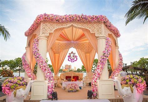 Modern Indian Wedding Decor Mandaps Indian Wedding Decor And Moreart Of