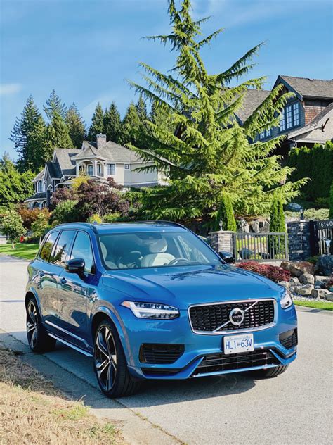 The 2020 Volvo Xc90 Luxury Hybrid Has It All A Girls Guide To Cars