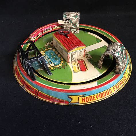 Vintage Marx Tin Litho Honeymoon Express Wind Up Train Toy