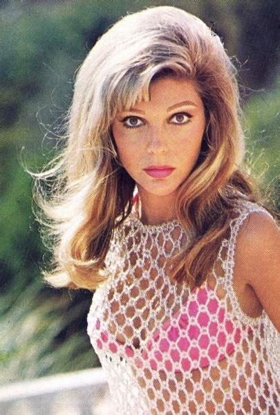 Picture Of Nancy Sinatra