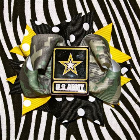 Us Army Hair Bow By Meganshaircandy On Etsy Military Crafts Hair Bow Holder Army Life