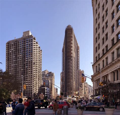 Scaffolding Begins Assemblage On The Flatiron Building For Exterior