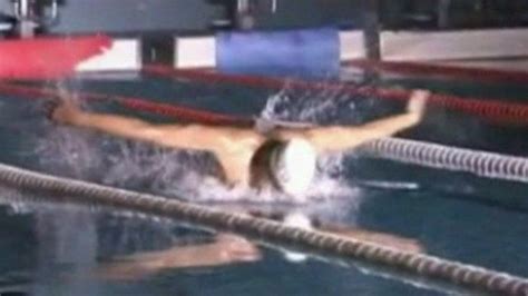 Spanish Paralympic Swimmer Who Won His Blindness Bbc News