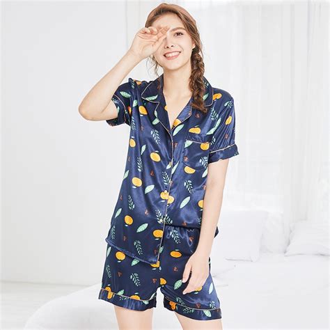 2018 New Summer Sexy Women Pajama Sets Faux Silk Fashion Sleepwear Loose Comfortable Nightwear