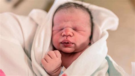 ¿soñar Con Un Bebé Recién Nacido Descubre Su Significado