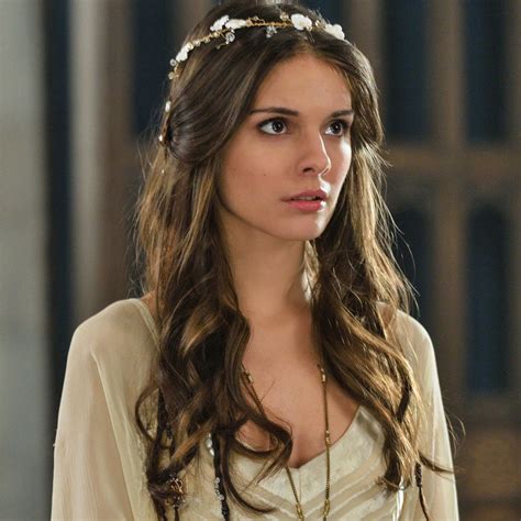 Reigns Caitlin Stasey On Religion Sexuality And Reproductive Rights Glamour