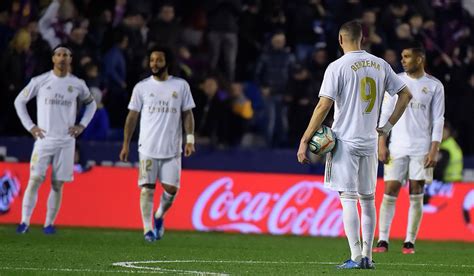 Levante video highlights are collected in the media tab for the most popular matches as soon as video appear on video hosting sites like youtube or dailymotion. Real Madrid unterliegt Levante: Spiel verloren, Platz eins ...
