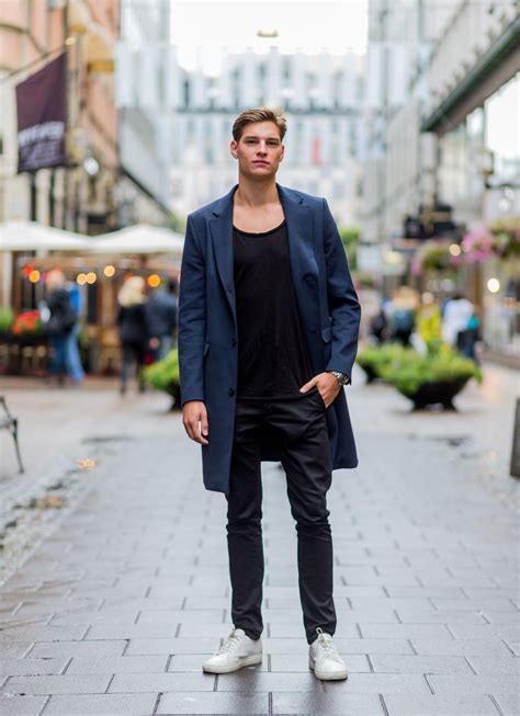Style Lessons We Can Learn From Scandinavians Scandinavian Fashion Scandi Fashion Mens