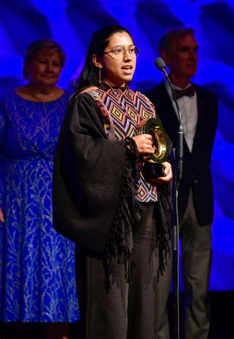 La Activista Mixteca Mitzy Cort S Gana Citizen Award Es Un Compromiso Colectivo Afirma