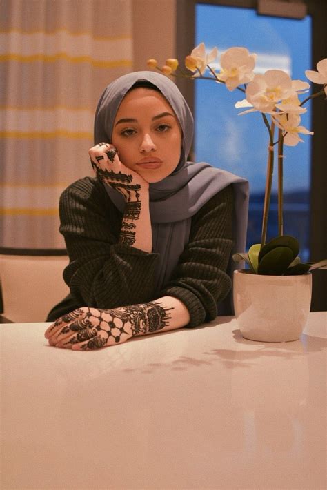 pin by hello on hîʝαႦî qûëêñʂ ♛ hijabi style hijabi beautiful hijab