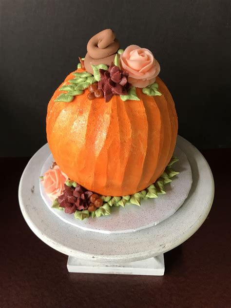 Pretty Fall Pumpkin Cake Cakes By Stephanie Fall Cakes Pumpkin Cake