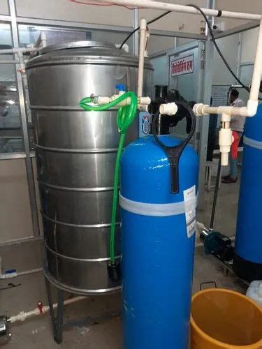 Distillery Ro Water Treatment Plant For Industrial Capacity 1500l At
