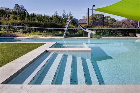 It may be surprising that over time, there is really nothing to stop the these consequences are fading, chalking, or blistering and bubbling pool paint. Swimming pool steps & ledges - Crystal Pools