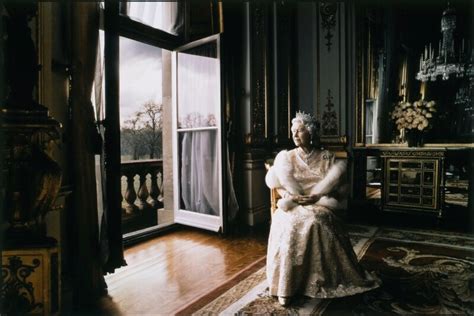 Queen Elizabeth Ii By Annie Leibovitz Chromogenic Print 2007 Queen