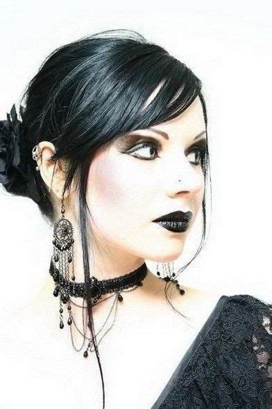 Asymmetrical Gothic Hairstyles You Love Gothic Hairstyles Womens