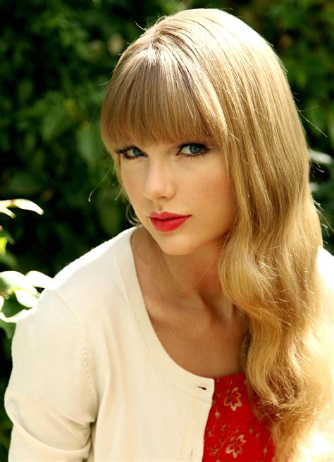 Taylor Swift Height Weight And Age Charmcelebrity