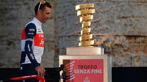 El giro de italia es una de esas carreras míticas, llenas de glamour, estética y competencia. Clasificación General Giro de Italia 2020 | Señal Colombia