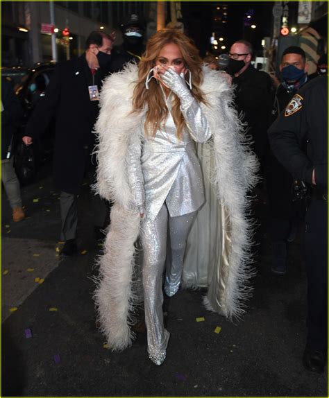 Jennifer lopez shares two kids — twins she's nicknamed her coconuts — with ex marc anthony. Jennifer Lopez & Alex Rodriguez's Kids Joined Them on ...