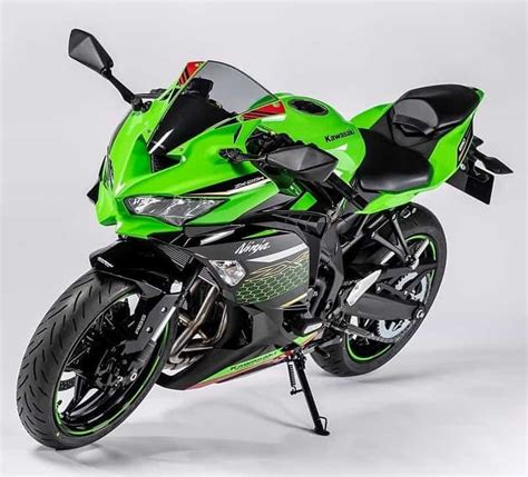 The new 250cc bike is likely to make its debut later this year. 2021 The Kawasaki ZX25R is real: 250 cc, four-cylinder ...